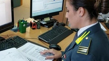 Accusa di maxi-evasione sul lago, Imu non versata e buco da mezzo milione. Campeggio nei guai