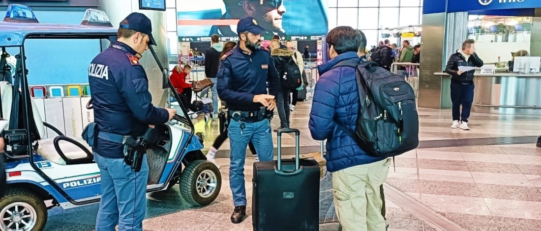 Malpensa, clandestini e senzatetto al riparo nei due Terminal: identificate 38 persone, per 4 di loro scatta l’espulsione