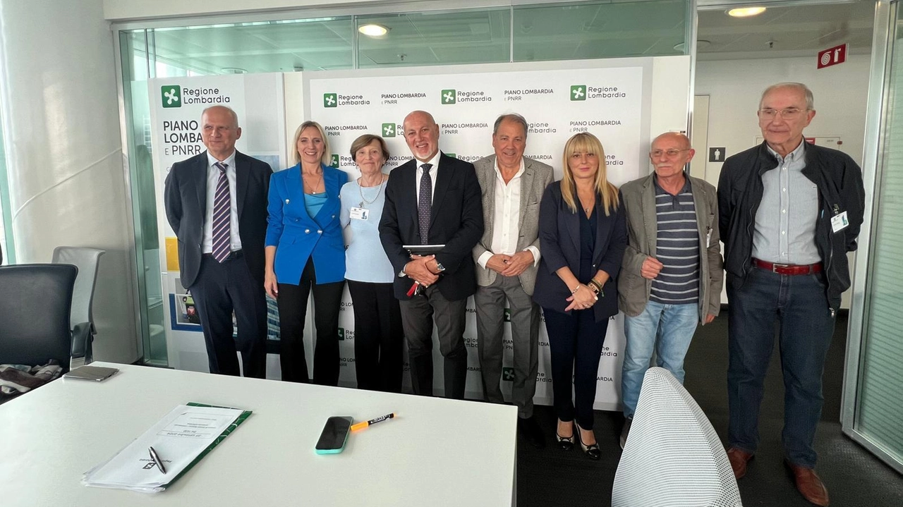 L’amministrazione comunale di Cinisello con i tecnici di Regione e Anas L’amministrazione comunale di Cinisello con i tecnici di Regione e Anas
