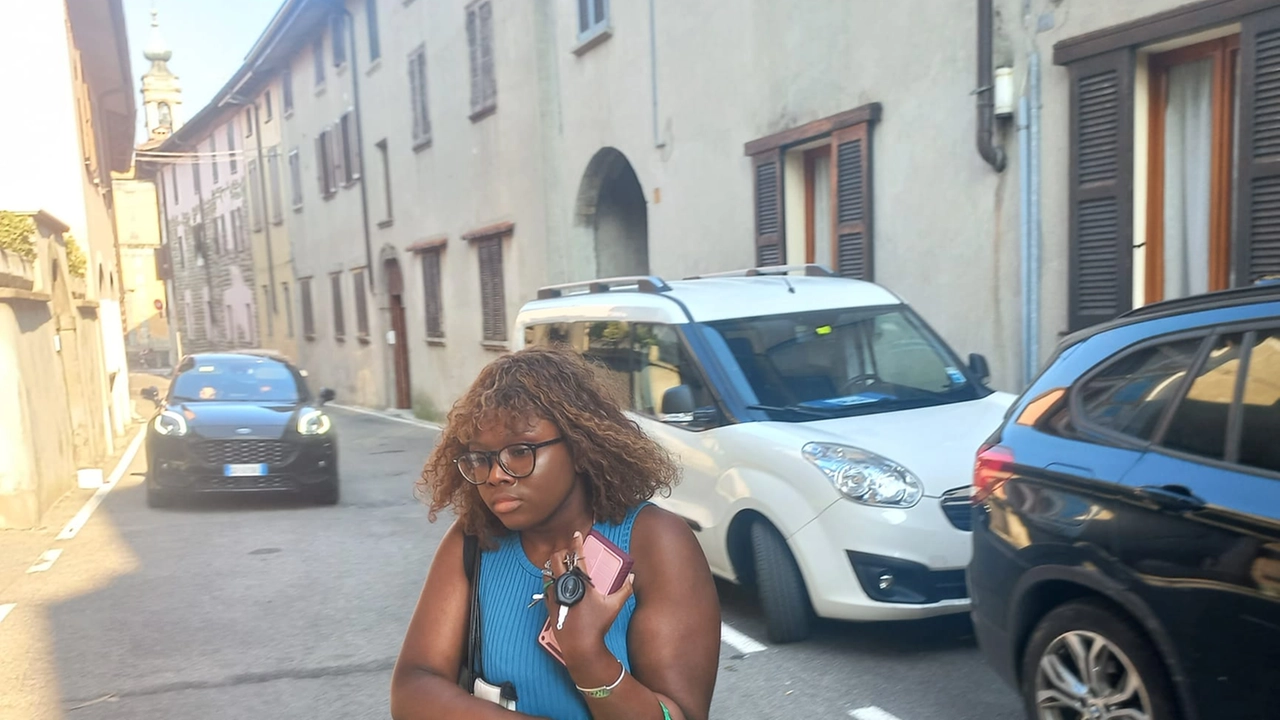Awa Sangare, 24 anni, studentessa Awa Sangare, 24 anni, studentessa