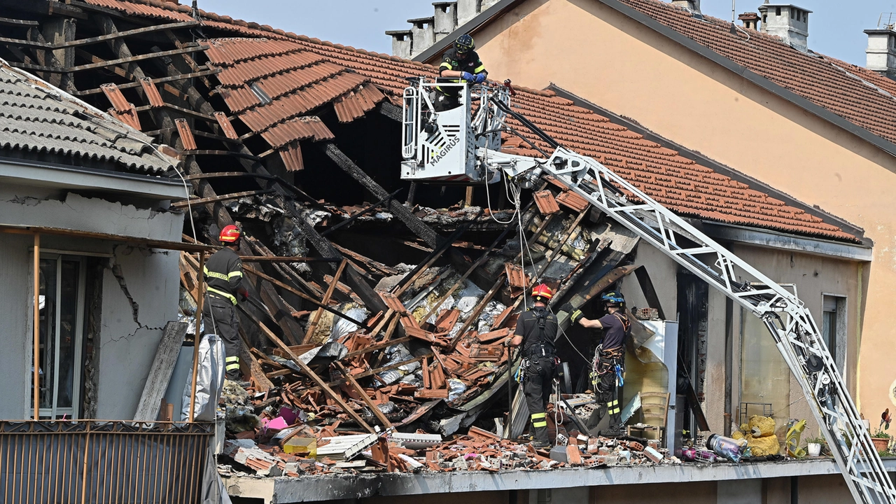 Palazzo esploso a Torino: arrestata guardia giurata. Per vendicarsi della ex ha ucciso un giovane che non c’entrava nulla