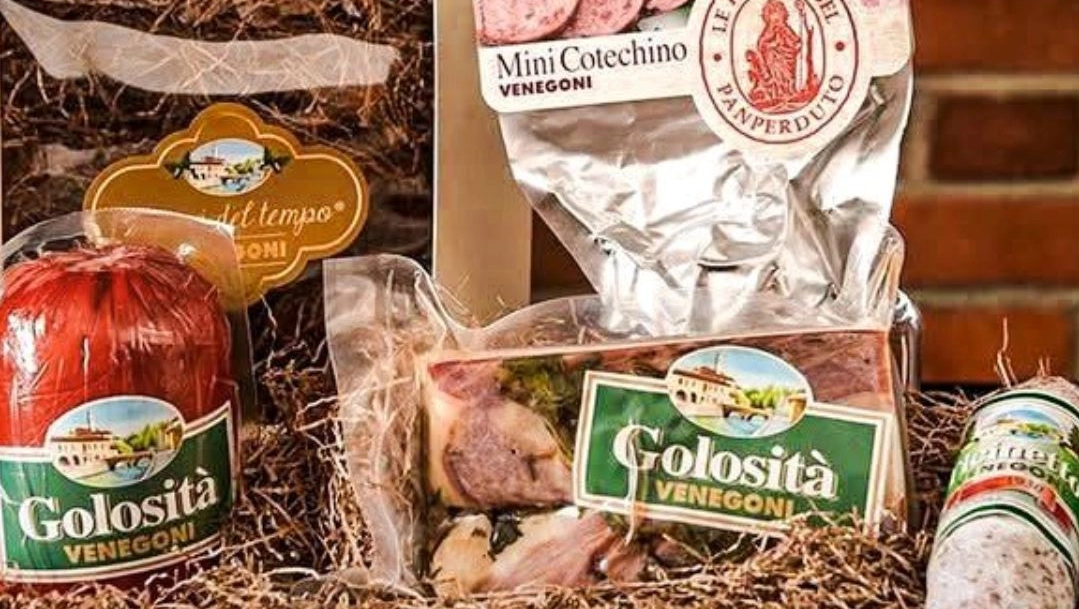 Prodotti del salumificio Venegoni (dall'omonima pagina Facebook del marchio)