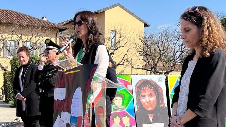 Vittime di mafia, giovani in piazza tra flash mob e mostra
