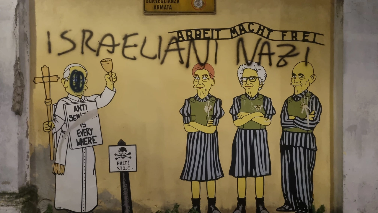 Nuovamente sfregiato il murale di Palombo in via Amari