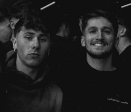 Le lacrime per “Baro”, il migliore amico: “Ora pubblicheremo la sua canzone inedita” Le lacrime per “Baro”, il migliore amico: “Ora pubblicheremo la sua canzone inedita”