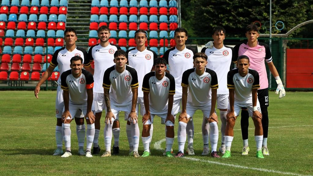 Parte il campionato, le formazioni della nostra regione divise in tre gironi. Sono in tante a sognare di ripetere l’impresa dell’Alcione la scorsa stagione. Parte il campionato, le formazioni della nostra regione divise in tre gironi. Sono in tante a sognare di ripetere l’impresa dell’Alcione la scorsa stagione.