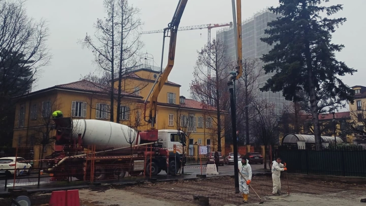 Non mancano le polemiche tra i residenti: “Troppi cantieri in contemporanea e l’eliminazione di altri posti auto, quando già la sosta in centro è difficoltosa” Non mancano le polemiche tra i residenti: “Troppi cantieri in contemporanea e l’eliminazione di altri posti auto, quando già la sosta in centro è difficoltosa”