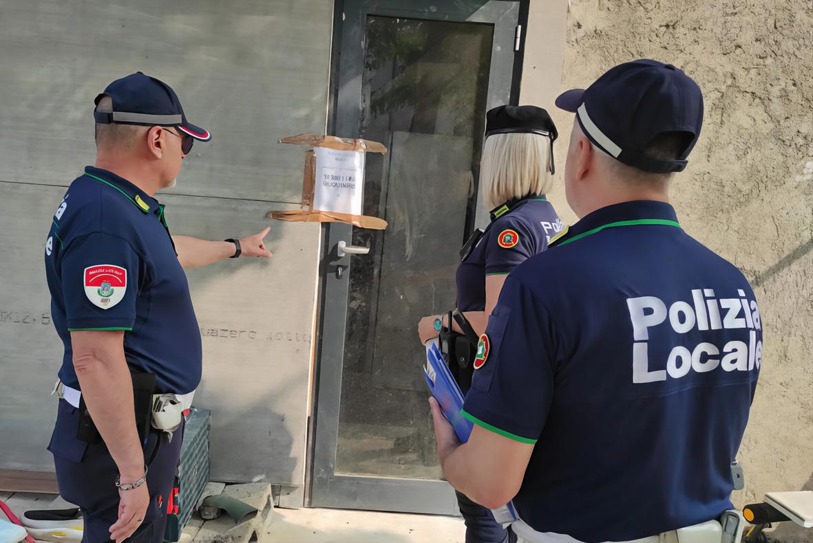 Scatta il sequestro a San Fruttuoso. La casa abusiva con tutti i comfort Scatta il sequestro a San Fruttuoso. La casa abusiva con tutti i comfort
