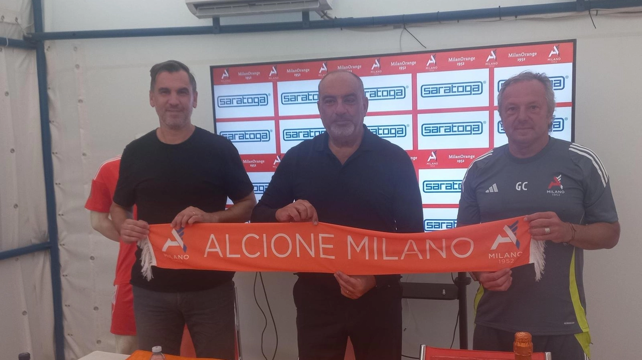 Il presidente Giulio Gallazzi presenta la nuova stagione e parla del futuro del club "L’interesse della Red Bull? Sento tanta gente, ma ora la società non è in vendita". Si punterà sui ragazzi del vivaio. E la Banca del Fucino rinnova la sponsorizzazione.