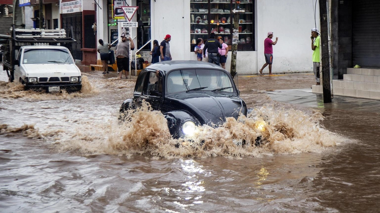 A Queretaro. Disagi all'aeroporto di Città del Messico A Queretaro. Disagi all'aeroporto di Città del Messico