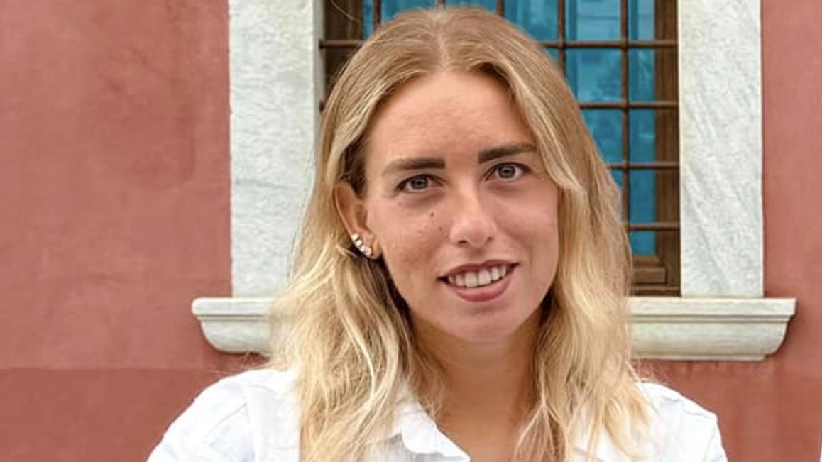 Carolina Minotti, assessora a Cultura e Istruzione, è diventata mamma 4 mesi fa L’opposizione le contesta una prolungata assenza dalle sedute del Consiglio Carolina Minotti, assessora a Cultura e Istruzione, è diventata mamma 4 mesi fa L’opposizione le contesta una prolungata assenza dalle sedute del Consiglio