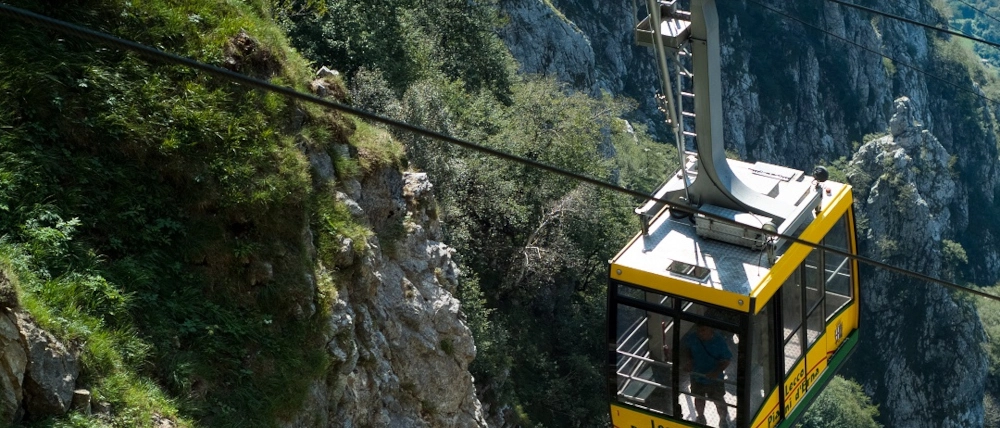 Lecco, scatta l'allarme: paura in funivia ma è un'anomalia di un sensore