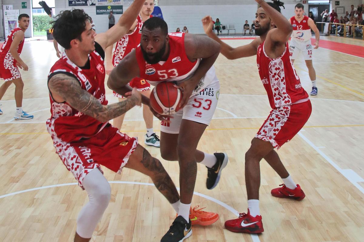 Gran successo della Valtellina. Summer League Gran successo della Valtellina. Summer League