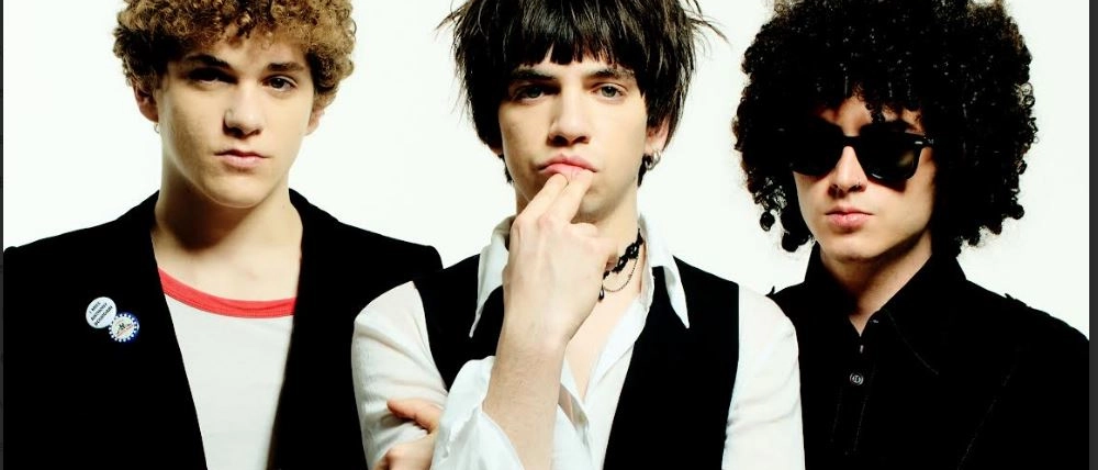 I Les Votives da X Factor al concerto dei Thirty Seconds To Mars: “Presto un disco in inglese. Noi un prodotto televisivo? No, tre musicisti che suonano da sempre”