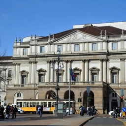 Maschera della Scala licenziata per aver urlato “Palestina libera”: raccolta firme e flash mob