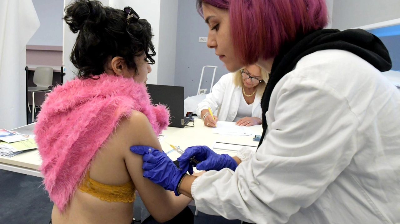 Studenti e docenti hanno approfittato dell’open day per farsi immunizzare anche dal Papilloma Virus
