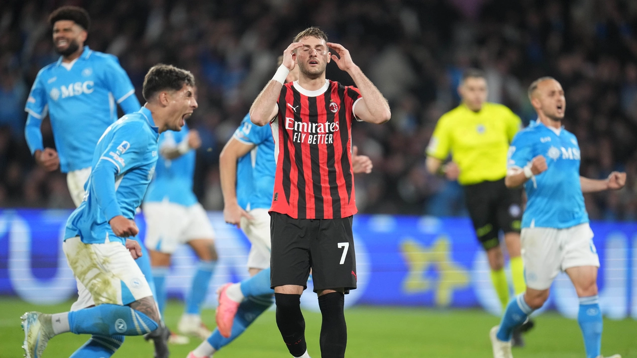 Santiago Gimenez dopo il rigore parato da Alex Meret Santiago Gimenez dopo il rigore parato da Alex Meret