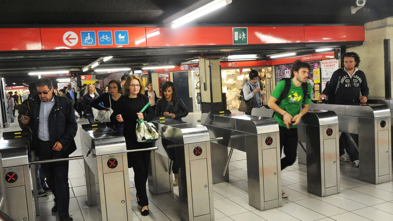 Tornelli della metropolitana: possibili disagi a Milano venerdì 10 gennaio dalle 8.45 alle 12.45 Tornelli della metropolitana: possibili disagi a Milano venerdì 10 gennaio dalle 8.45 alle 12.45
