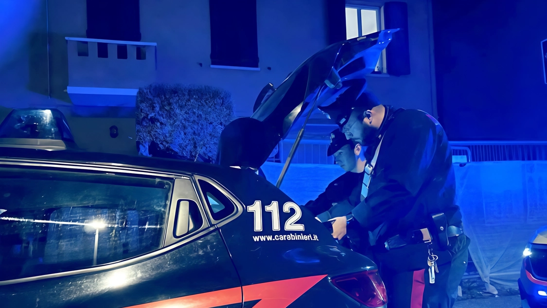I banditi sono arrivati a Pescarolo dove la notte scorsa hanno fatto saltare il bancomat della Cassa Padana I banditi sono arrivati a Pescarolo dove la notte scorsa hanno fatto saltare il bancomat della Cassa Padana