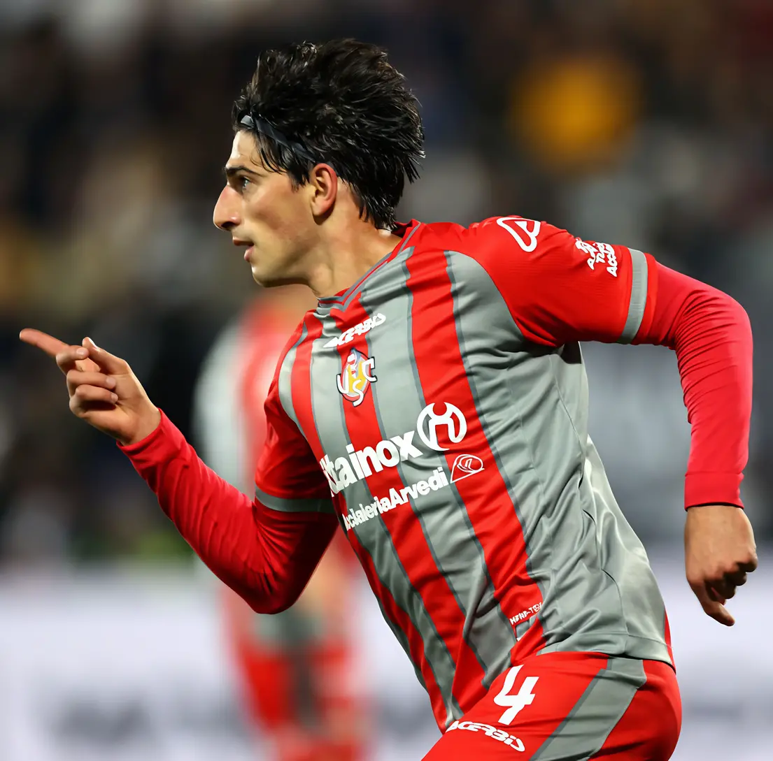 Cremonese trionfa 3-2 sullo Spezia e blinda il quarto posto per i playoff