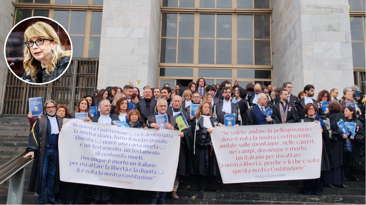 Francesca Nanni, capo della Procura generale, e la protesta fuori dal Tribunale Francesca Nanni, capo della Procura generale, e la protesta fuori dal Tribunale
