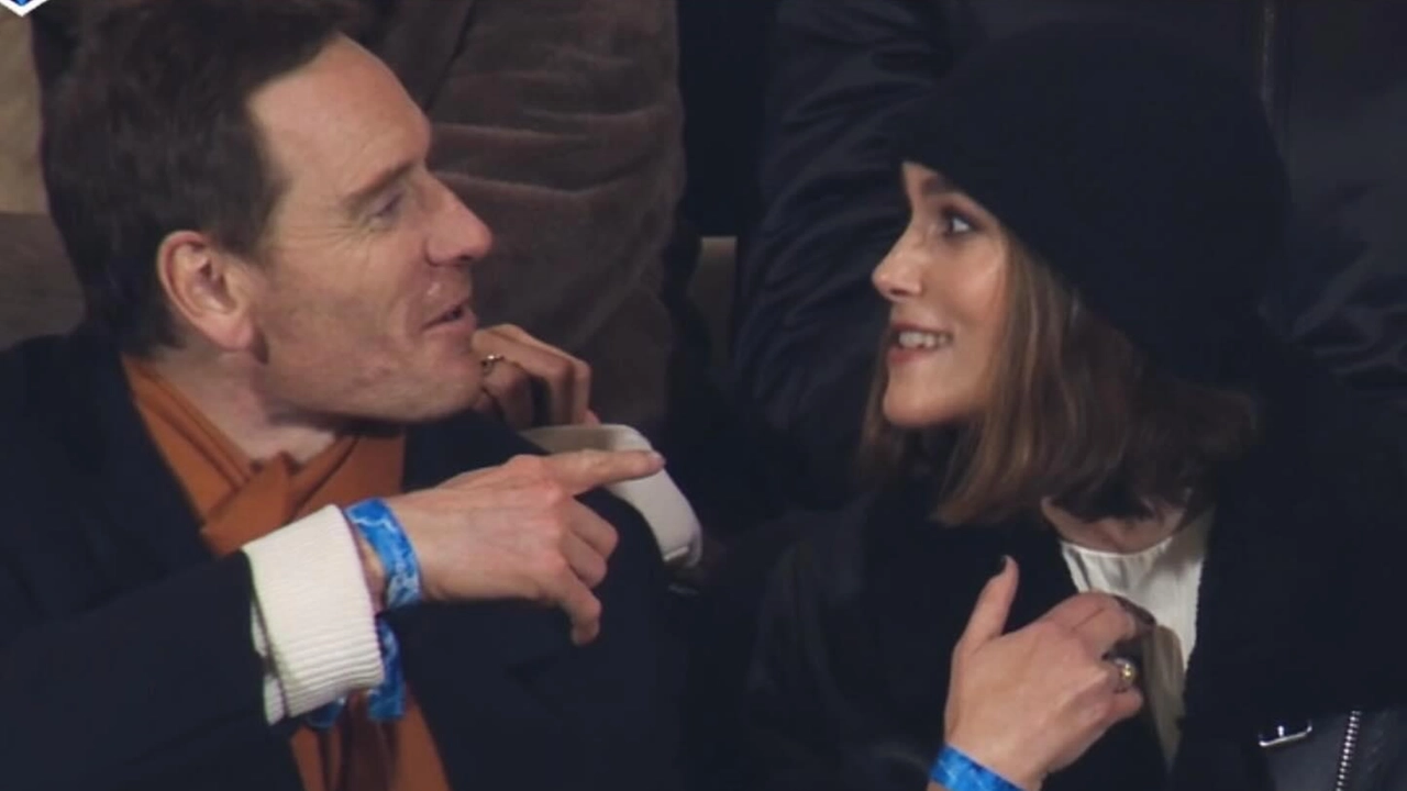Dopo Henry, Vardy e le star di Hollywood, altra sorpresa sugli spalti del “Sinigaglia“: domenica in occasione di Como-Roma... Dopo Henry, Vardy e le star di Hollywood, altra sorpresa sugli spalti del “Sinigaglia“: domenica in occasione di Como-Roma...