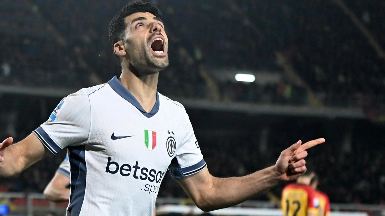 I dirigenti hanno ancora budget per acquistare un centrale, ma potrebbe andare via in prestito. L’iraniano si allena da solo ad Appiano Gentile e aspetta un’accelerata dai club di Premier League. I dirigenti hanno ancora budget per acquistare un centrale, ma potrebbe andare via in prestito. L’iraniano si allena da solo ad Appiano Gentile e aspetta un’accelerata dai club di Premier League.