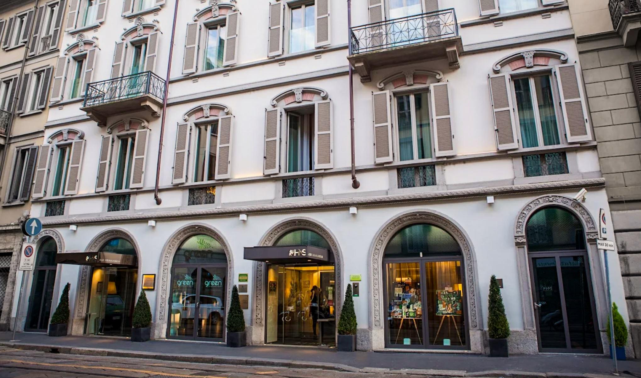 Chiude l’Hotel Milano Scala, 30 dipendenti restano a casa senza preavviso: “Intervengano le istituzioni”