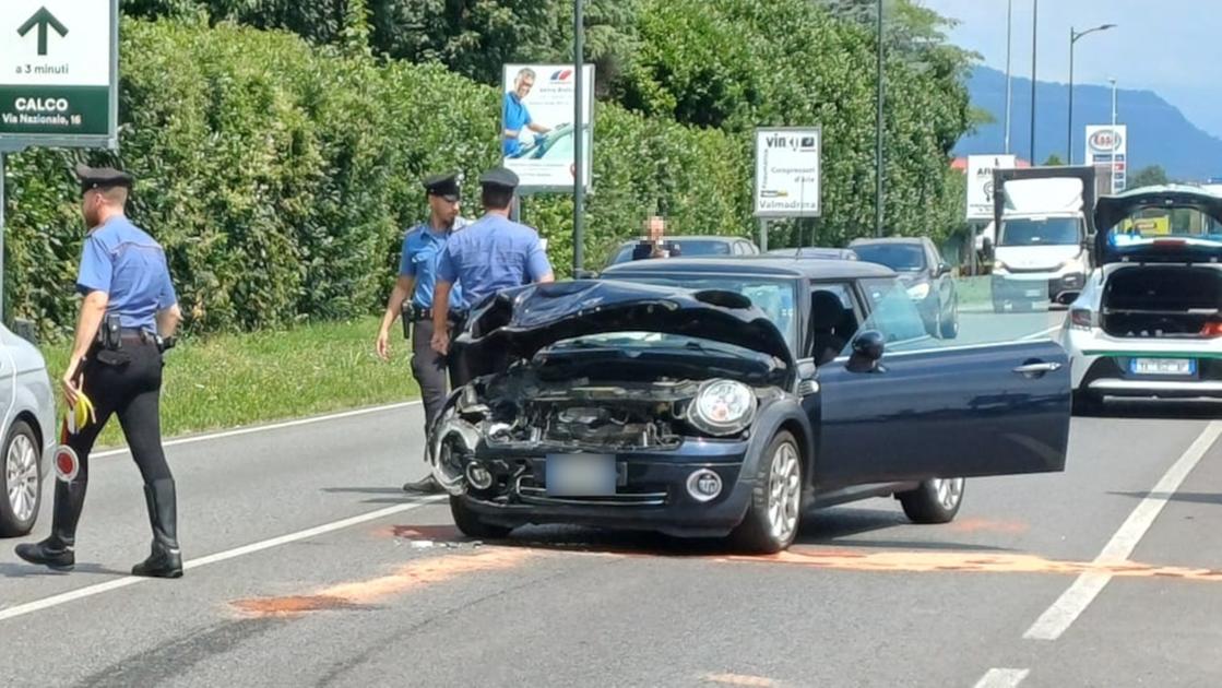 osnago mini contro un camion sulla ex statale 36 gravi marito e moglie