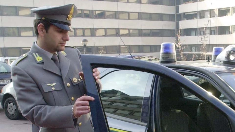 Operazione della guardia di finanza Operazione della guardia di finanza