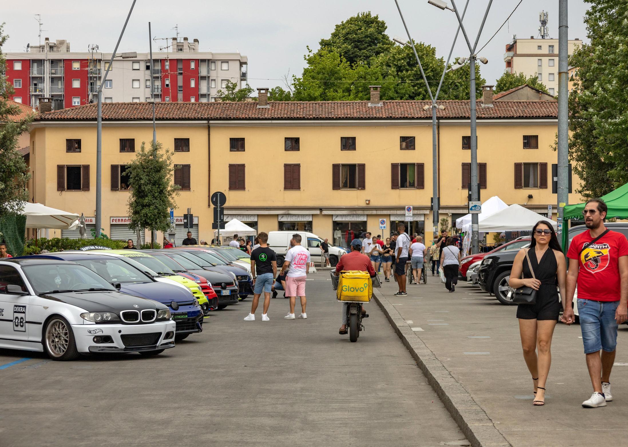 “Cini motor festival“ a Cinisello. Auto, moto, musica e street food “Cini motor festival“ a Cinisello. Auto, moto, musica e street food