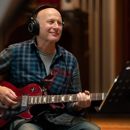 David Rhodes a spasso nella galassia: "Un concept album extraterrestre"