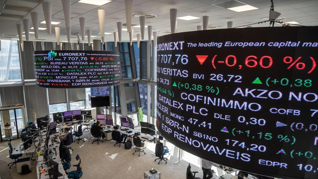 Sprint si Inditex (Zara) dopo semestrale, scivolone di Nexi Sprint si Inditex (Zara) dopo semestrale, scivolone di Nexi