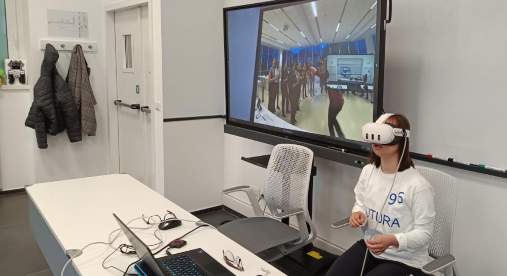 Lecco, la musica e la realtà virtuale aumentata aiutano gli studenti con disabilità Lecco, la musica e la realtà virtuale aumentata aiutano gli studenti con disabilità