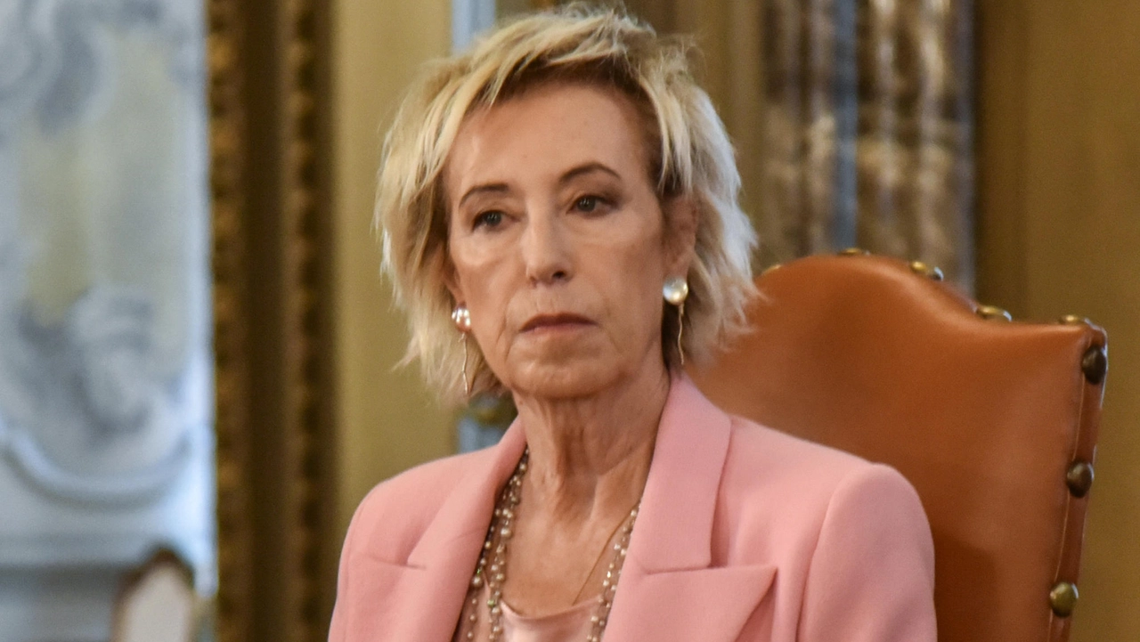 Letizia Moratti ministro dell’istruzione dal 2001 al 2006 e sindaco di Milano dal 2006 al 2011 Letizia Moratti ministro dell’istruzione dal 2001 al 2006 e sindaco di Milano dal 2006 al 2011