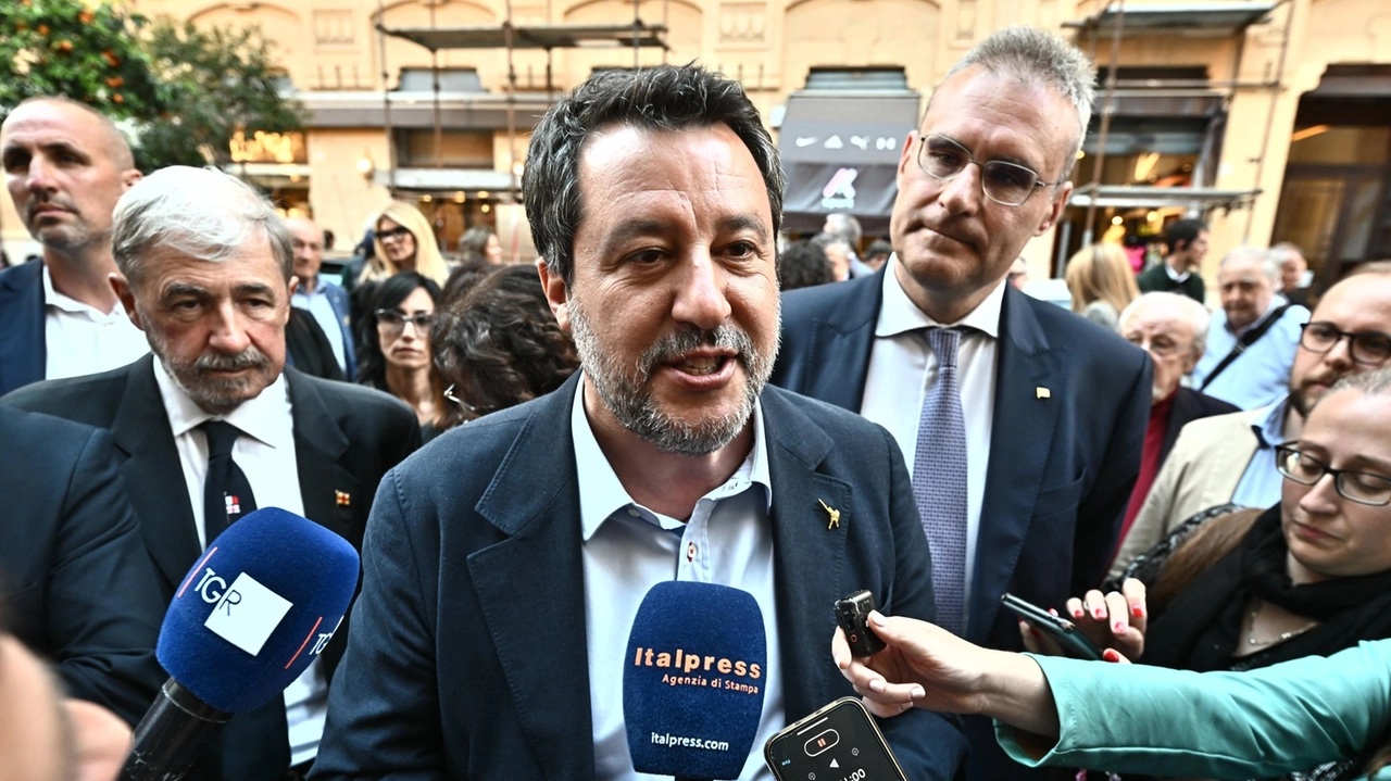 Il ministro per le Infrastrutture Matteo Salvini (Ansa/Luca Zennaro) Il ministro per le Infrastrutture Matteo Salvini (Ansa/Luca Zennaro)