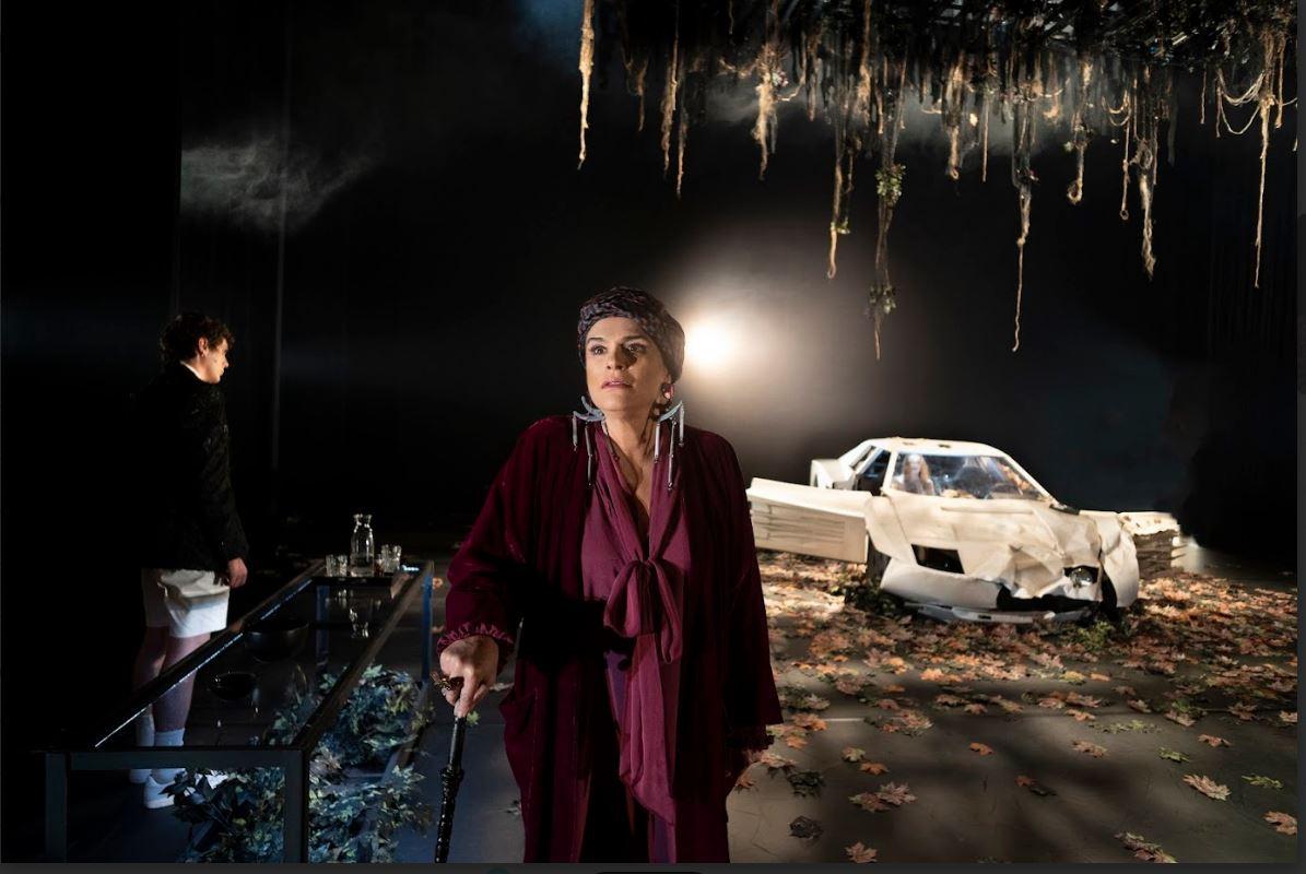 Laura Marinoni, diario di una diva (di teatro): “Io e quel mostro di Violet. Mi sembra d’aver dentro un patrimonio dell’umanità” Laura Marinoni, diario di una diva (di teatro): “Io e quel mostro di Violet. Mi sembra d’aver dentro un patrimonio dell’umanità”