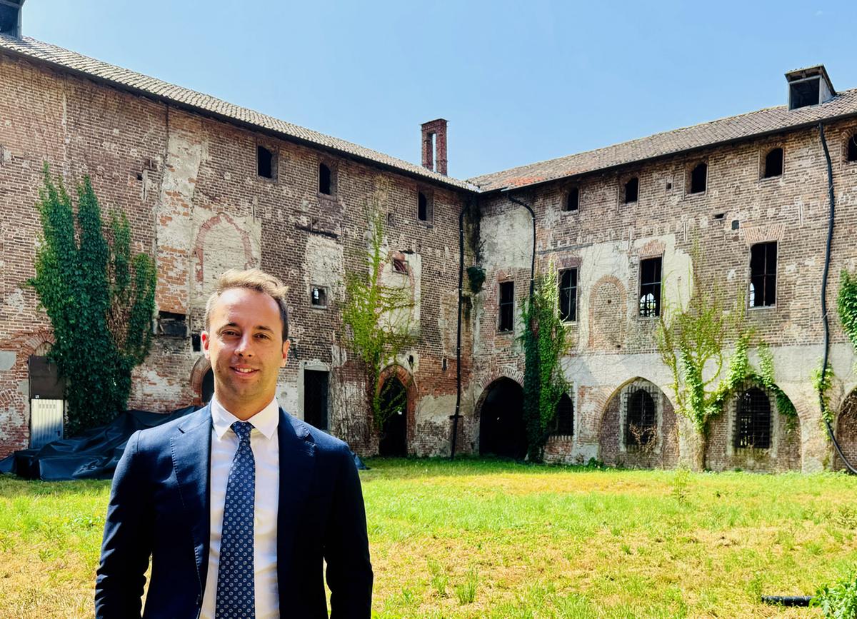 La sfida di Rozzano a cliché, spaccio e sparatorie: “Ci candidiamo a Capitale della cultura, ci aiu teranno a vincere La Scala e Brera” La sfida di Rozzano a cliché, spaccio e sparatorie: “Ci candidiamo a Capitale della cultura, ci aiu teranno a vincere La Scala e Brera”