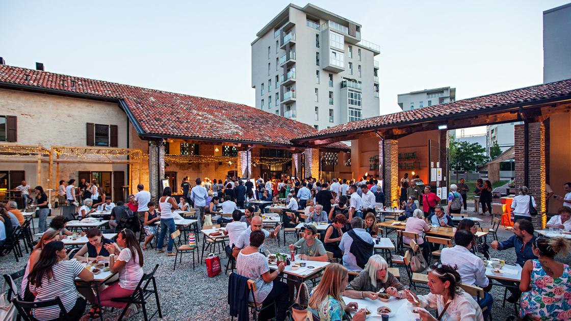 cosa fare a milano nel weekend dall82171 al 3 agosto dal cinema al jazz agli spruzzi d8217acqua