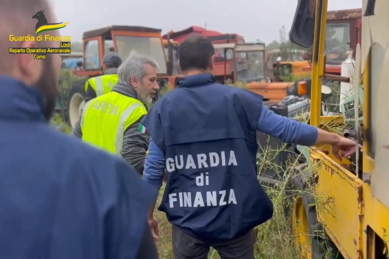La guardia di finanza ha ispezionato i terreni via terra e via cielo