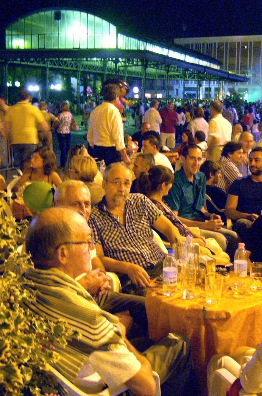 Sabato torna la Notte Bianca. Dalle 19 eventi non stop. Sarà coinvolta tutta la città Sabato torna la Notte Bianca. Dalle 19 eventi non stop. Sarà coinvolta tutta la città