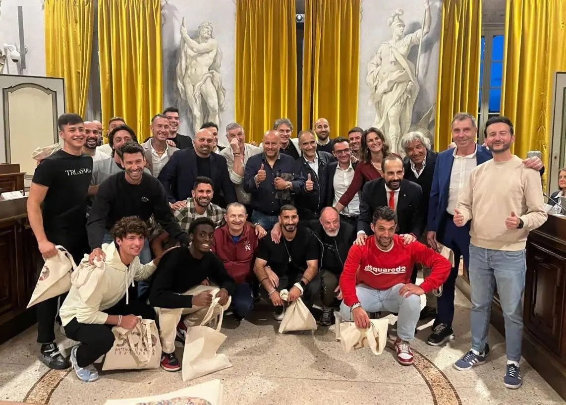Il Pavia calcio torna in serie D, la festa in Consiglio comunale