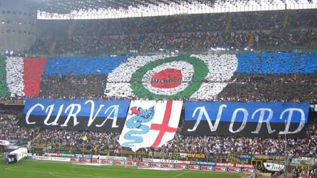 Una coreografia della Curva Nord a San Siro: domani sera per Inter-Torino non sono previsti né cori né striscioni né bandiere Una coreografia della Curva Nord a San Siro: domani sera per Inter-Torino non sono previsti né cori né striscioni né bandiere