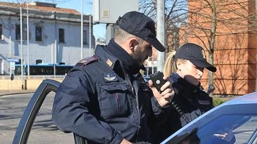 BELGIOIOSO (Pavia) Dopo 25 giorni trascorsi lontano da casa, è stata ritrovata e sta bene la quindicenne che era scomparsa. Era... BELGIOIOSO (Pavia) Dopo 25 giorni trascorsi lontano da casa, è stata ritrovata e sta bene la quindicenne che era scomparsa. Era...