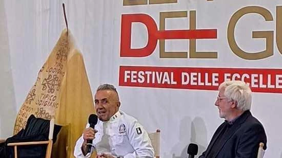 Nella prima giornata riflessioni sugli sprechi e la cucina a chilometri trenta Nella prima giornata riflessioni sugli sprechi e la cucina a chilometri trenta