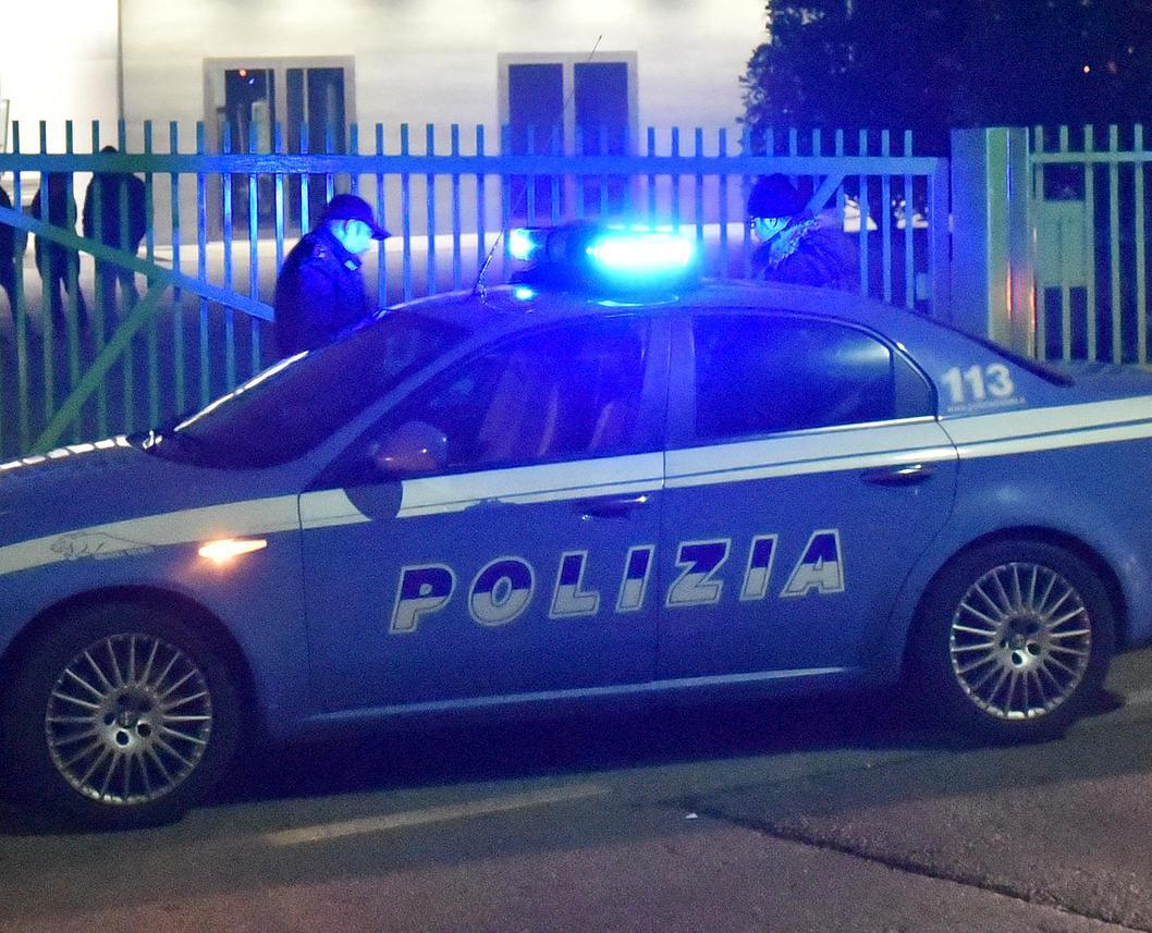 ripuliva le auto ladro seriale finisce in cella