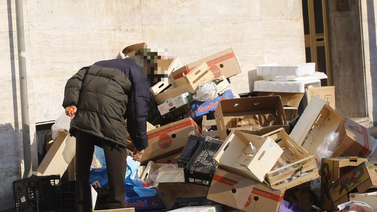 Aumentano le persone e le famiglie in stato di povertà