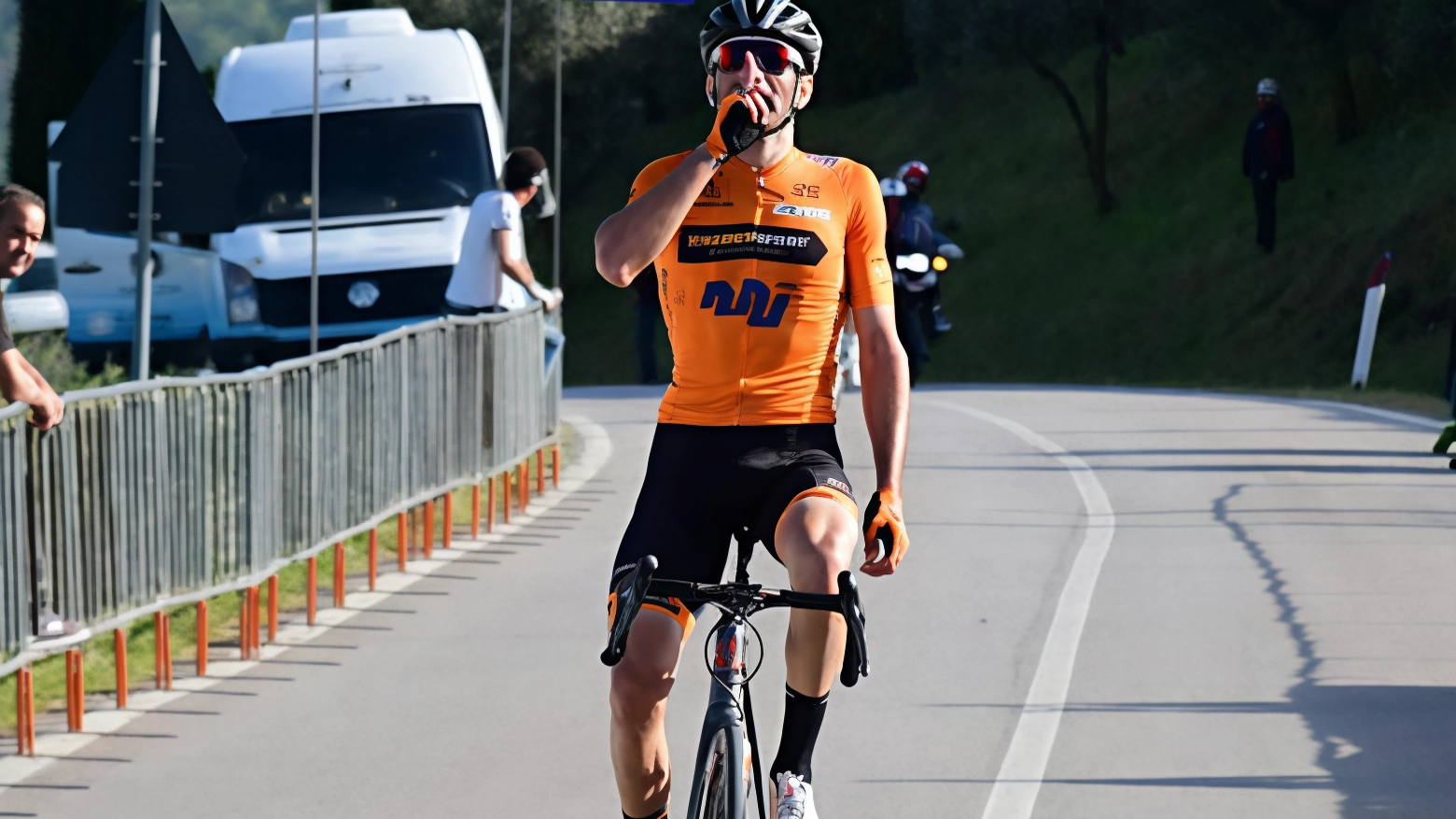 Ciclismo Dilettanti, primo acuto. Andrea Piras rompe il digiuno. Trionfo in fuga a Roccastrada