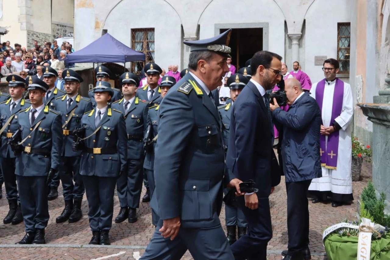Bormio, funerali dei tre Finanzieri morti in Valmasino - foto (ANSA/ANP)