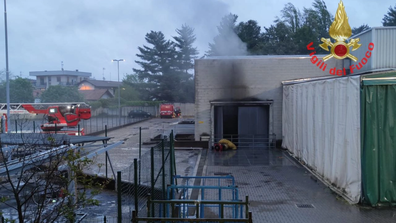Incendio alla Rivolta Carmignani di Macherio